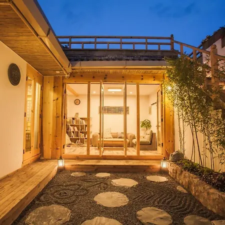 Eden Court Hotel Lijiang  Exterior photo