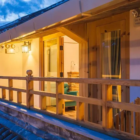 Eden Court Hotel Lijiang  Exterior photo